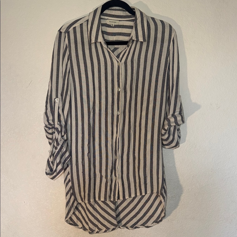Max Studio Black & White Vertical Stripe Button-Down Shirt